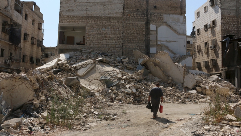 حلب.. نداء أممي لإدخال مساعدات وإجلاء المدنيين 