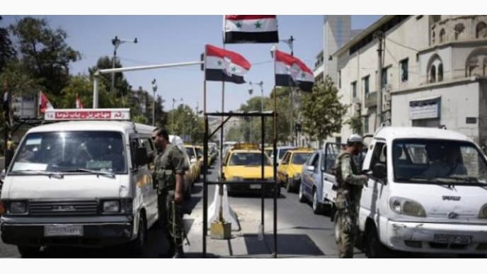 How Do Kisweh Inhabitants Circumvent Military Checkpoints?