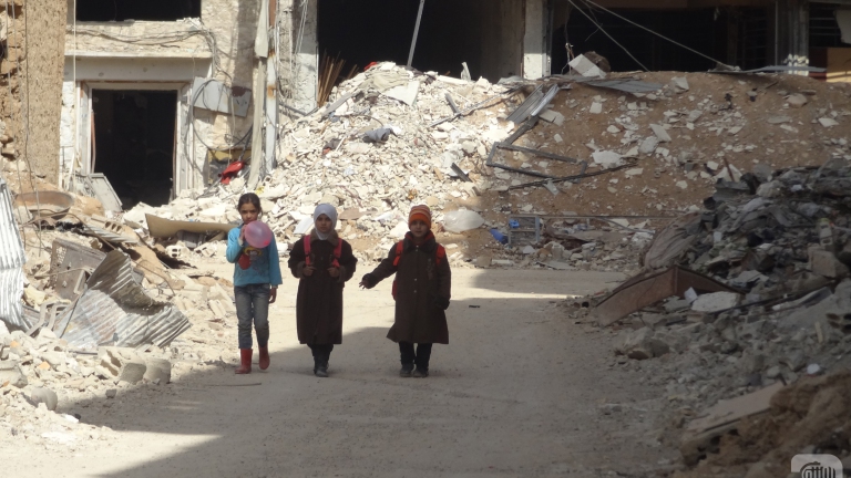 How Many Children Was Born in the Siege of Darya?