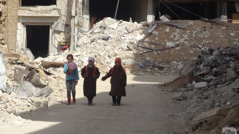 How Many Children Was Born in the Siege of Darya?