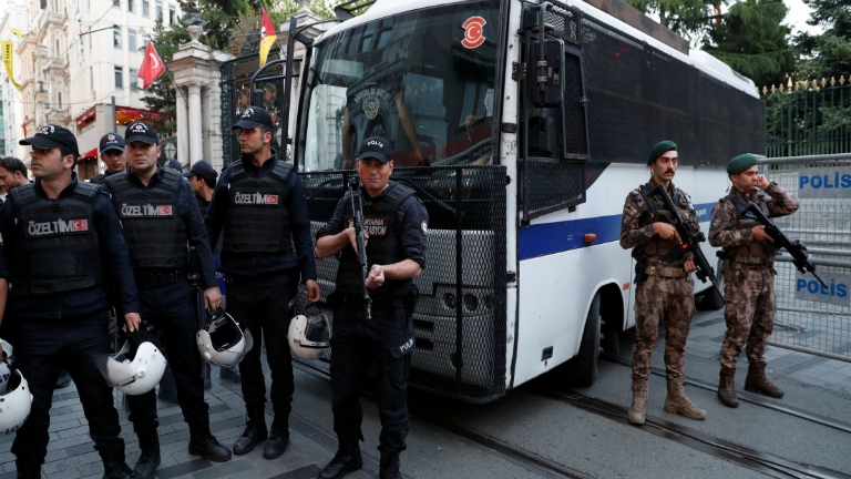 هذه تفاصيل حادثة إيكتيلي في إسطنبول ونتائجها على السوريين