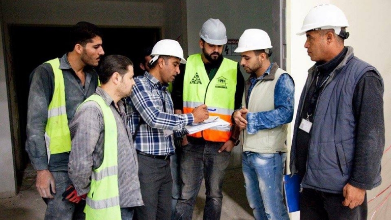 خاص روزنة: مهن جديدة تفتح أبوابها أمام السوريين في الأردن