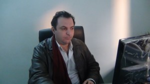 خبراء الأمم المتحدة: مازن درويش اعتقل تعسفا