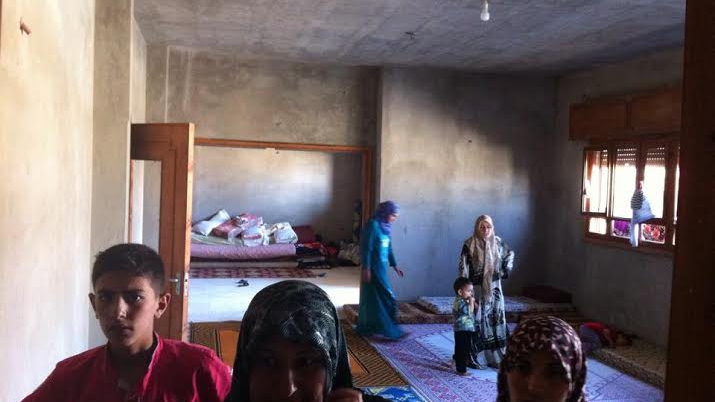 خمسمائة عائلة تنزح إلى مدينة حماة عشية العيد 