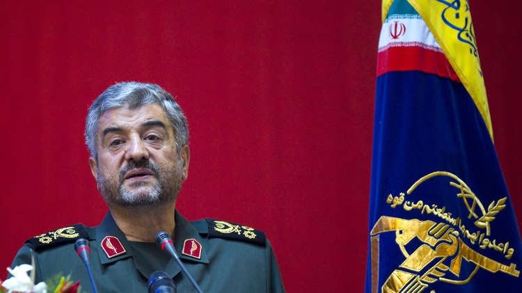 خط أحمر إيراني تجاوزه ترامب.. هل بدأت طهران تستشعر الخطر من 