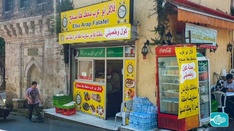 كول وطعميني... مبادرة سورية في اسطنبول