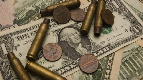 كيف سيتأثر الاقتصاد العالمي بالضربة الغربية المحتملة ضد النظام السوري؟