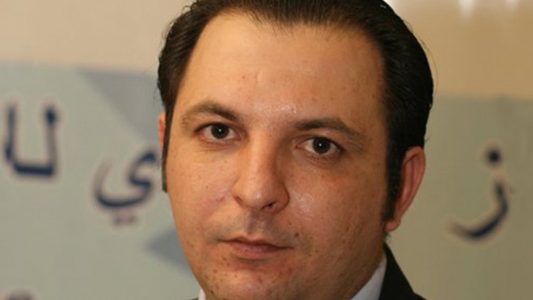 كيف تعامل الأمن التركي مع الصحفي مازن درويش؟