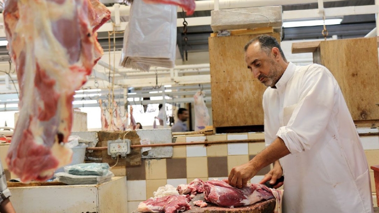 لعجزها عن ضبط الأسعار.. تجارة النظام تستعين بـ