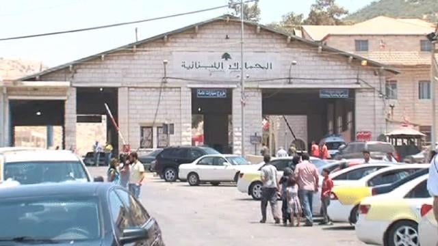 لأصحاب السيارات السورية الخاصة بلبنان.. إعفاء من الرسوم الجمركية