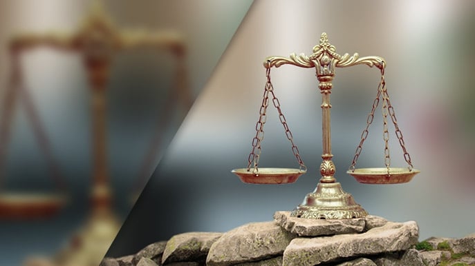 ما هي المهن التي تحرم أصحابها من  الشهادة أمام المحكمة؟ 