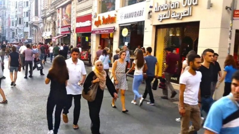 للسوريين في تركيا... رابط لتسجيل العائلات المتضررة من كورونا