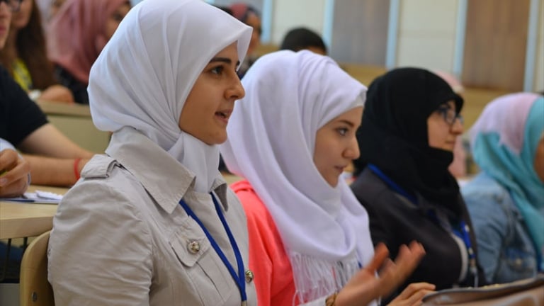  للطلاب السوريين في تركيا… هذا موعد امتحانات التعليم المفتوح