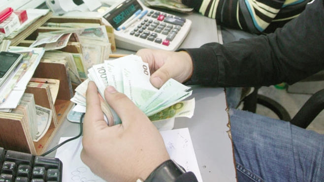 ما حجم التدفقات المالية التي أرسلها المهاجرون السوريون عام 2016؟