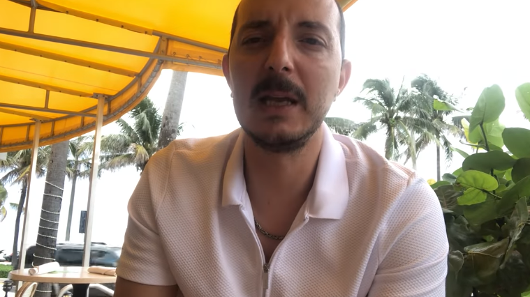 محمد أوسو يطل على الجمهور عبر يوتيوب ويكشف أسرار شخصية