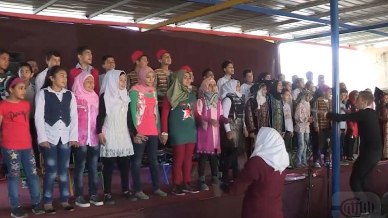 مهرجان الربيع .. فرح لطفولة مسروقة في مخيمات اللجوء