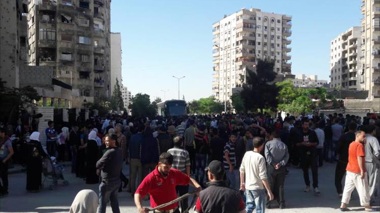 مقاتلو المعارضة في القابون إلى إدلب