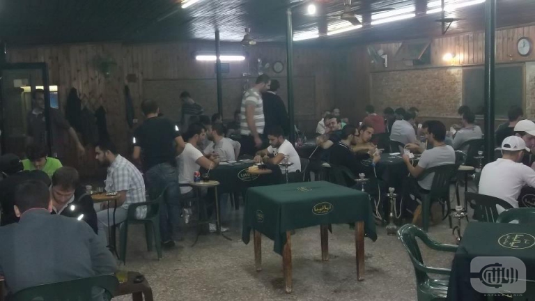 مقهى العصافيري.. بوابة اللاذقية على البحر والزمن الجميل  
