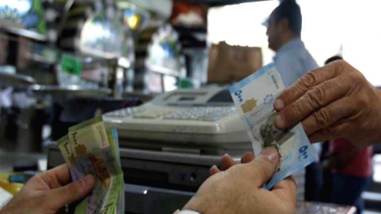 مخطط بجذب المستثمرين السوريين من الخارج لمواجهة انخفاض الليرة