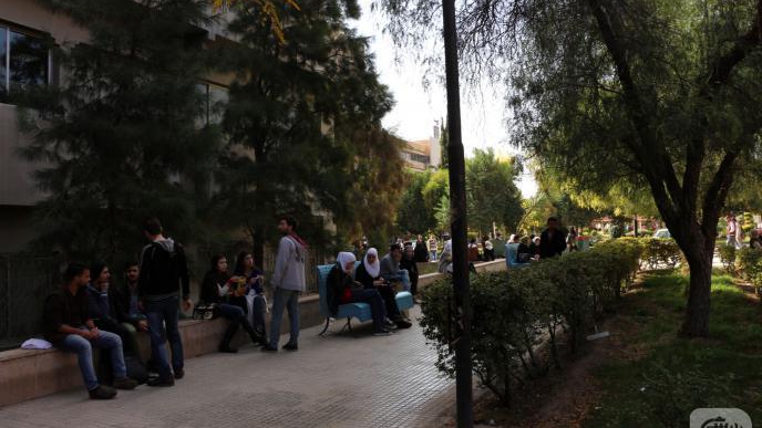 منح دورة امتحانية إضافية وعام استثنائي لطلاب الجامعة