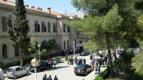مرسوم بتدريس اللاهوت المسيحي في الجامعات السورية 