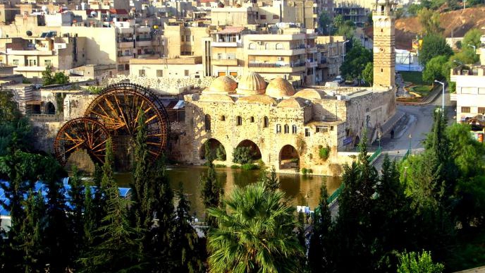 مظاهرات بحماة تأييداً للهدنة.. والنظام يعيد سيطرته على طريق خناصر