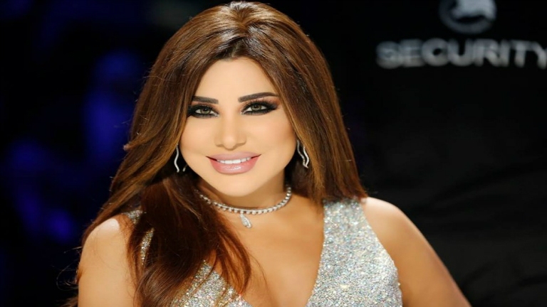 نجوى كرم في سوريا بعد غياب... ما علاقة السياسة بذلك؟
