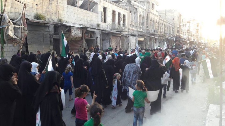 نساء معرة النعمان والخوف من المستقبل
