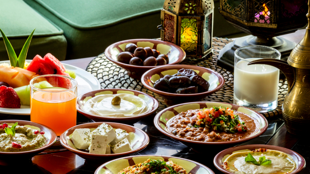 نصائح ذهبية للسحور… أطعمة تمدك بالطاقة خلال الصيام