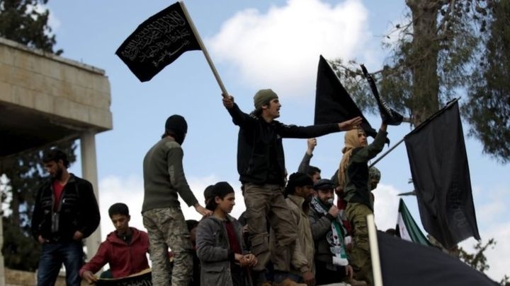 إنتحاري يفجر نفسه بسيارة لعناصر تحرير الشام في ريف إدلب