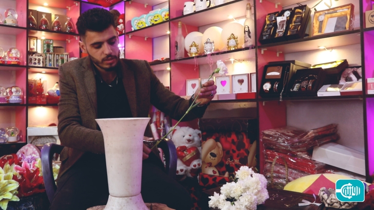 رغم الحرب... الورد جميل في إدلب