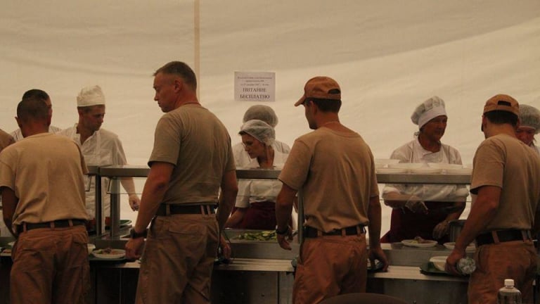 Russian Soldiers in Lattakia: Tourist Investment, in US Dollars!