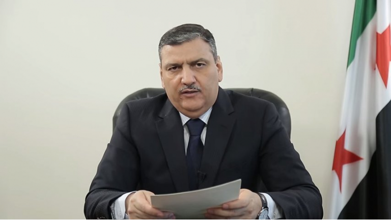 رياض حجاب يكشف: صراع جديد بين أسماء الأسد وزوجة ماهر
