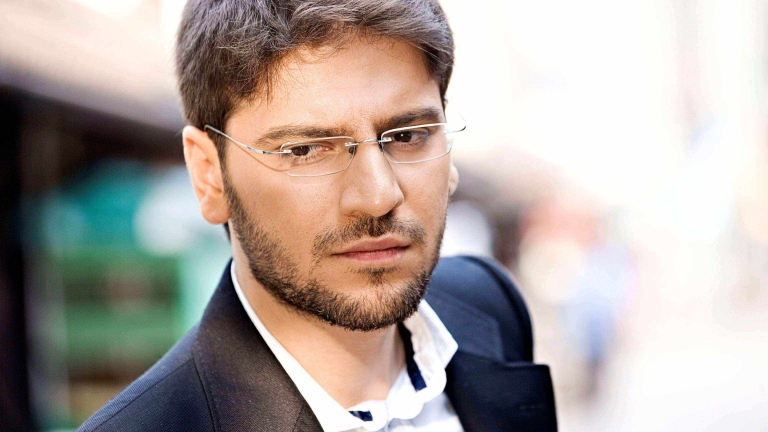 سامي يوسف يدعم حملة تبرع من أجل السوريين 