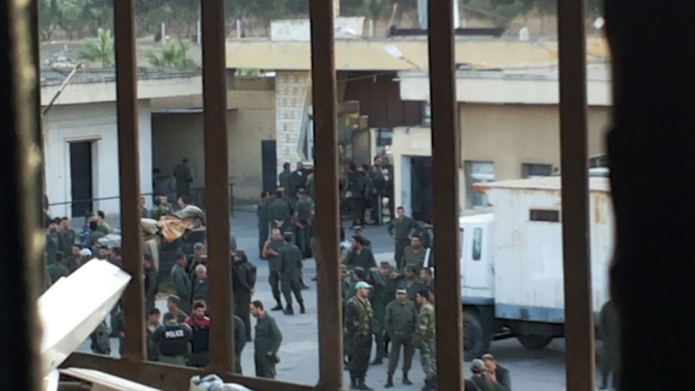 سجن حماة.. أوضاع صحية صعبة بعد عدة محاولات اقتحام