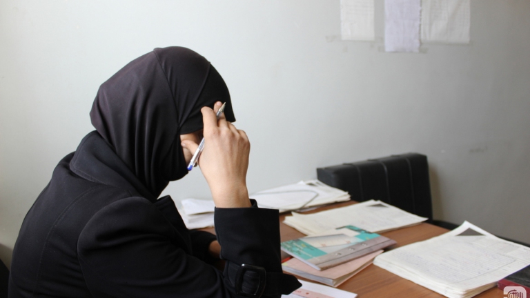 She went to Visit Detainee, But She Was Arrested Instead!