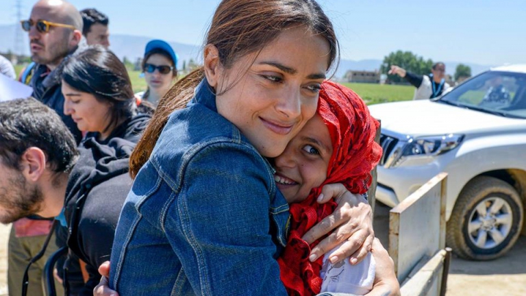 سلمى حايك: ألهمتني شجاعة الأطفال السوريين اللاجئين 