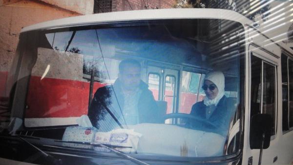 سوريات لقيادة حافلات نقل الطلاب بدمشق