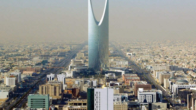 سوريات محتجزات في العنابر السعودية 