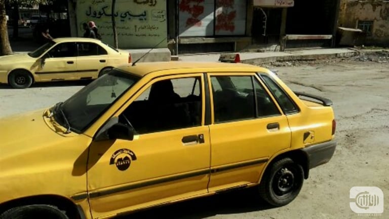 سيارة 