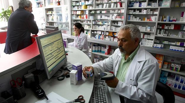 تعديل جديد بمعاملة السوريين في المؤسسات التركية