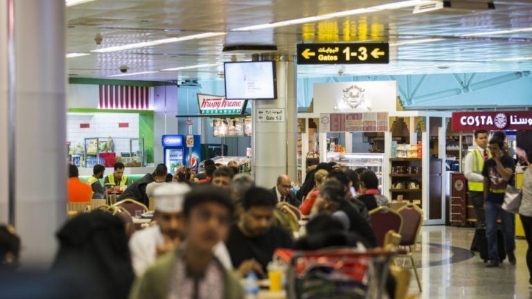 تأخروا أكثر من شهر... عودة سوريين عالقين في الإمارات إلى البلاد
