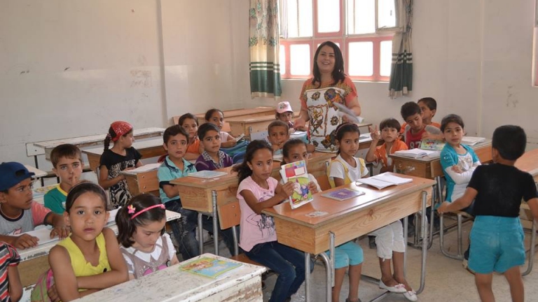 طفل سوري: السارين طبقة في الغلاف الجوي