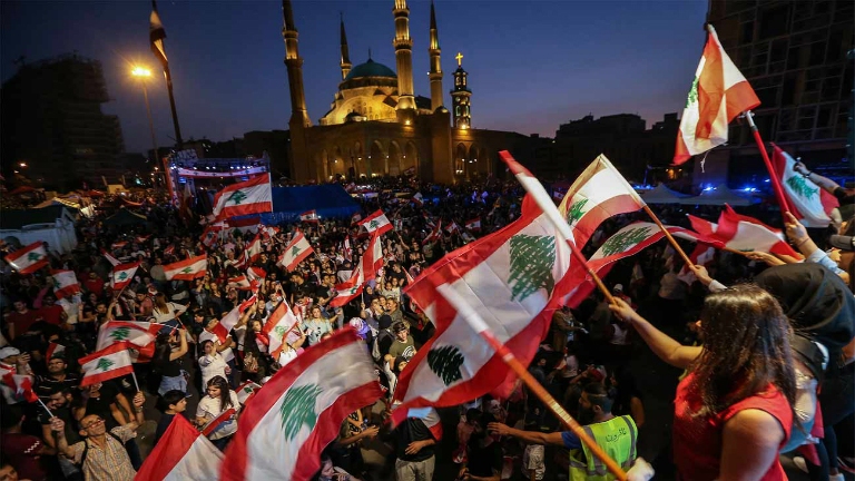 ثورتا لبنان وسوريا.. أوجه الاختلاف والشبه واحتمالات المصير  