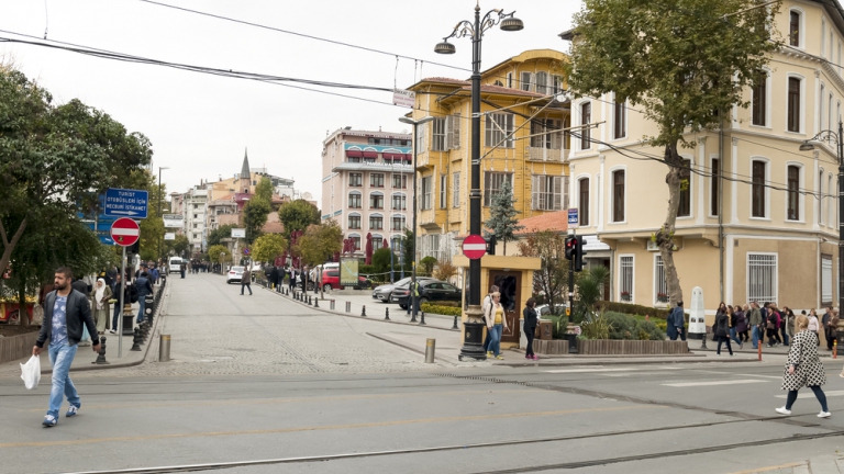 Turkey is Tightening Financially on Syrians!