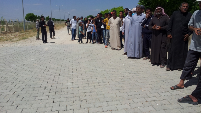 Turkey: Soliman Shah Camp Besieged by its Guards!