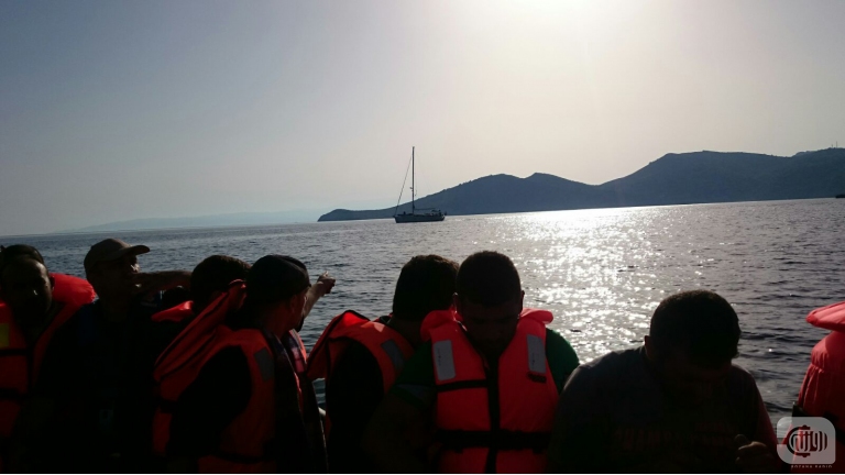 With Photos and Voice Witness.. Rozana Accompanies Syrian Migrant on Death Boat