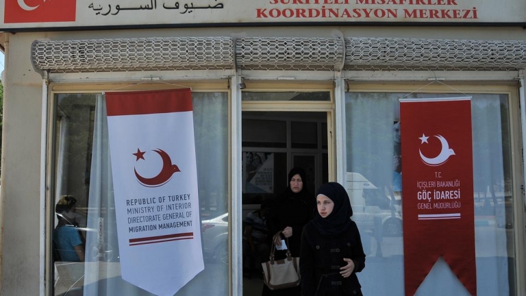 قرارٌ تركي بتعليق تسجيل اللاجئين السوريين في اسطنبول 