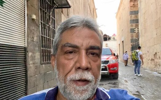 أيمن رضا من ممثل دراما إلى دليل سياحي للمغتربين