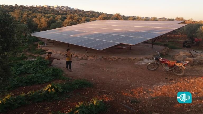 الفدان وألواح الطاقة الشمسية...  بدائل للزراعة  يستخدمها أهالي إدلب